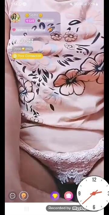 So ha from Bangladesh Showing Boobs Fingering on Chamet Live with Face