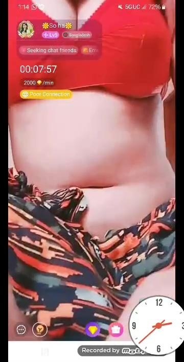 So ha from Bangladesh Showing Boobs Fingering on Chamet Live with Face