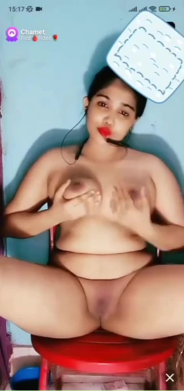 Chamet Girl Red Rose Fingering Pussy Live
