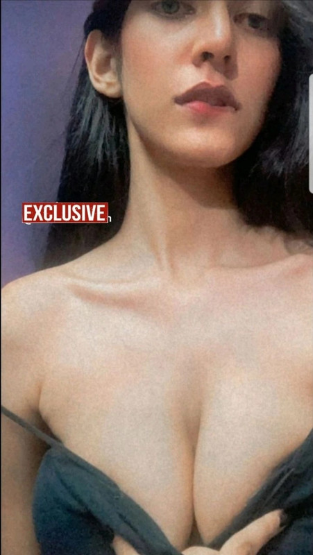 😍Beautiful Desi Hot Babe 2 Videos Viral Full Nude having fun with Boyfriend🥵💦