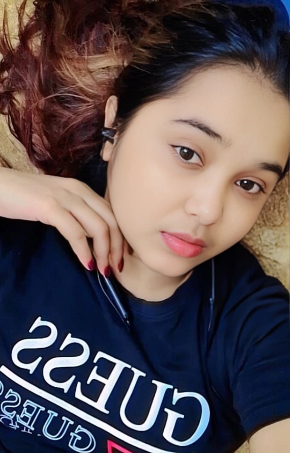 😍 Beautiful Tiktoker Girl Showing her Boobs🥵💦