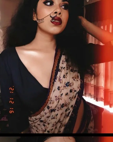 🥵Cute Desi Girl Most Exclusive New Latest Viral Stuff Total 3 Video's Showing & Playing with her Boobs💦!! 🥵🔥